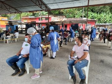 Arrancó Vacunación Contra El Covid-19 En Zona Rural De Neiva 