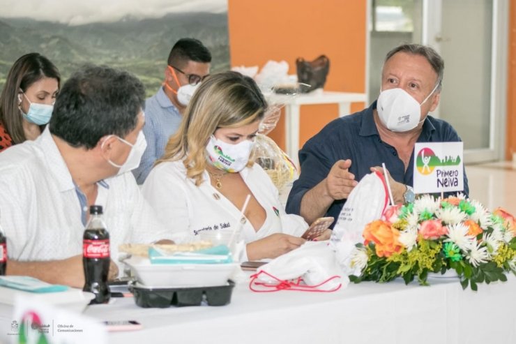 Viceministro de salud le exigió a las EPS de Neiva, celeridad en la vacunación contra el Covid-19