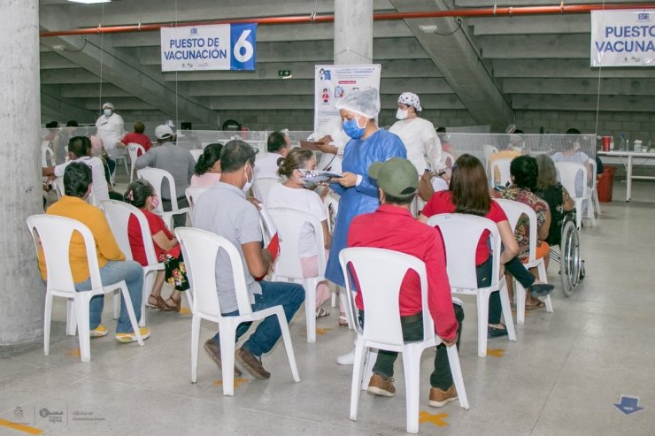 Si tiene 50 años y está priorizado, ya puede vacunarse