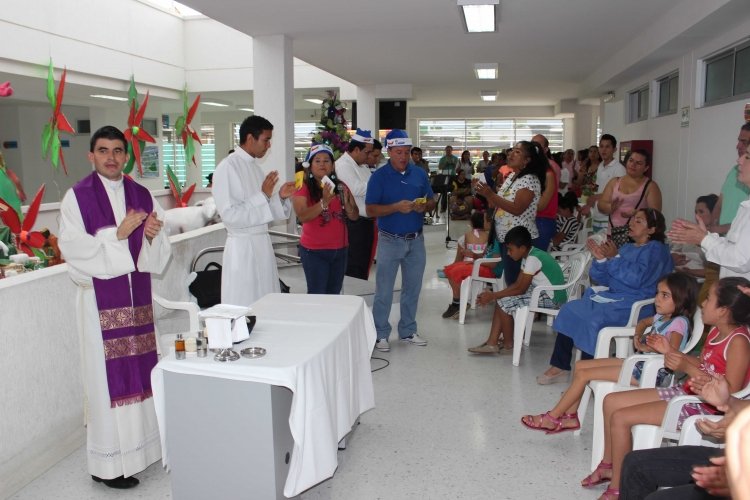 Gerente de la E.S.E cerró el último día de la Novena de Aguinaldos en Canaima