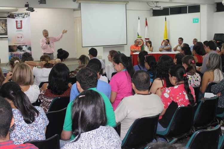 Inició diplomado en Modelo Integral de Atención en Salud