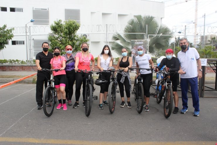 Funcionarios participaron en la actividad ‘Muévete diferente, utiliza la bici’