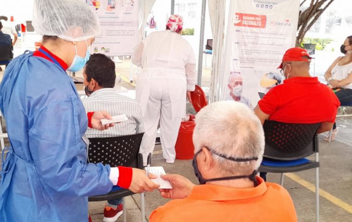 Alcald&iacute;a de Neiva y ESE Municipal Centralizan Vacunaci&oacute;n Covid-19 en el Parque de la M&uacute;sica