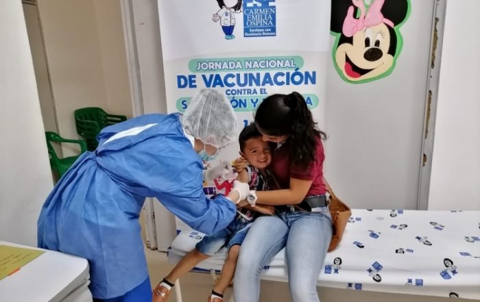 Padres de Familia a Vacunar a Sus Hijos Contra el Sarampi&oacute;n y la Rub&eacute;ola