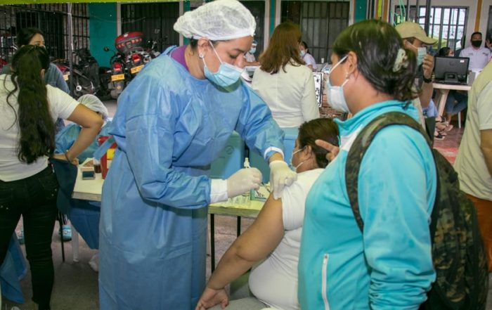 Neiva se Acerca a la Inmunidad de Reba&ntilde;o; Hoy Lleg&oacute; a las 300.000 Vacunas Aplicadas Contra el Covid-19