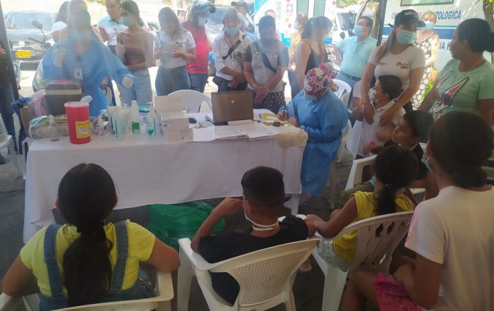 ESE Carmen Emilia Ospina Atendi&oacute; a M&aacute;s de 6.000 Personas en Jornadas de Alcalde en Casa