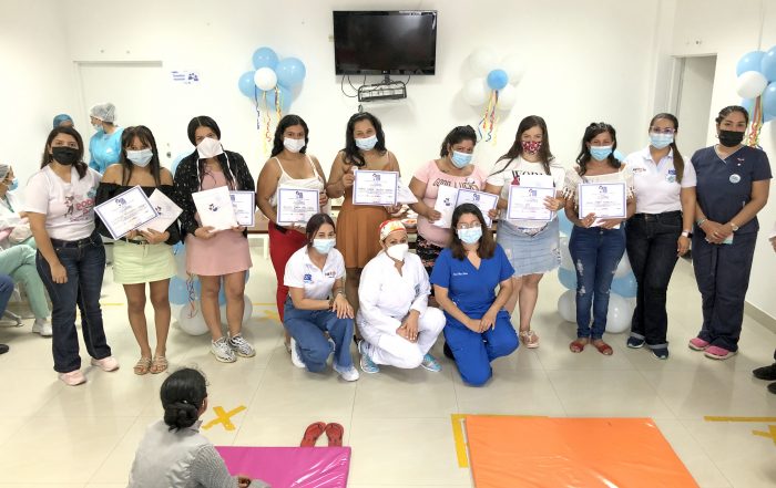 Graduamos a Siete Madres Gestantes en Preparaci&oacute;n para la Maternidad