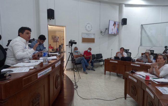 Respondimos Inquietudes de Concejales sobre Contrataci&oacute;n de Personal Asistencial