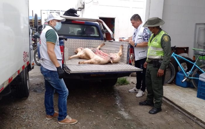 Control en Neiva a Venta de Carne de Cerdo y Expendios de Licor