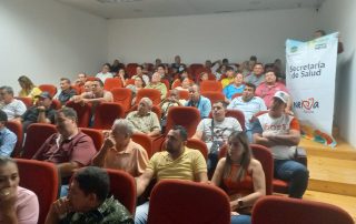 Capacitación a vendedores de carné de Mercadeneiva