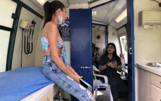 Día de la mujer con beneficiarias de la Fundación éxito