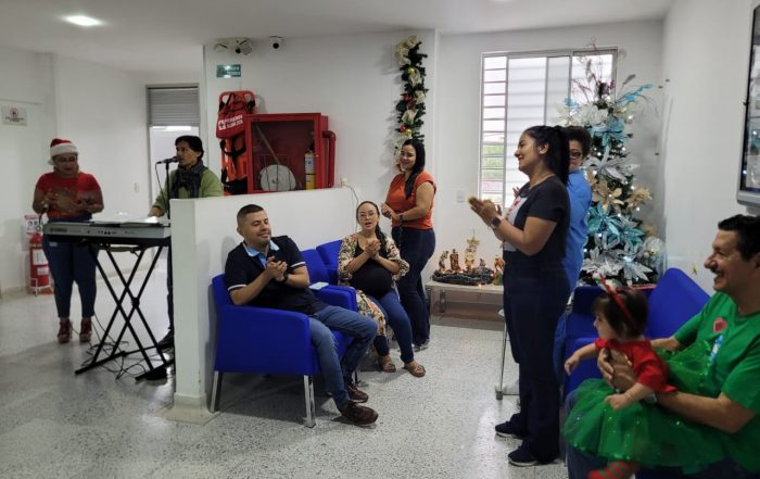 Las novenas unieron al equipo de trabajo.