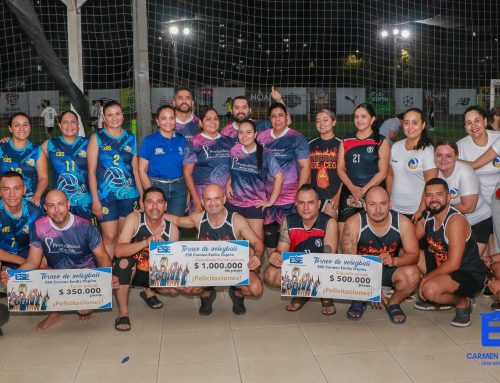 Funcionarios disfrutaron el campeonato de vóley